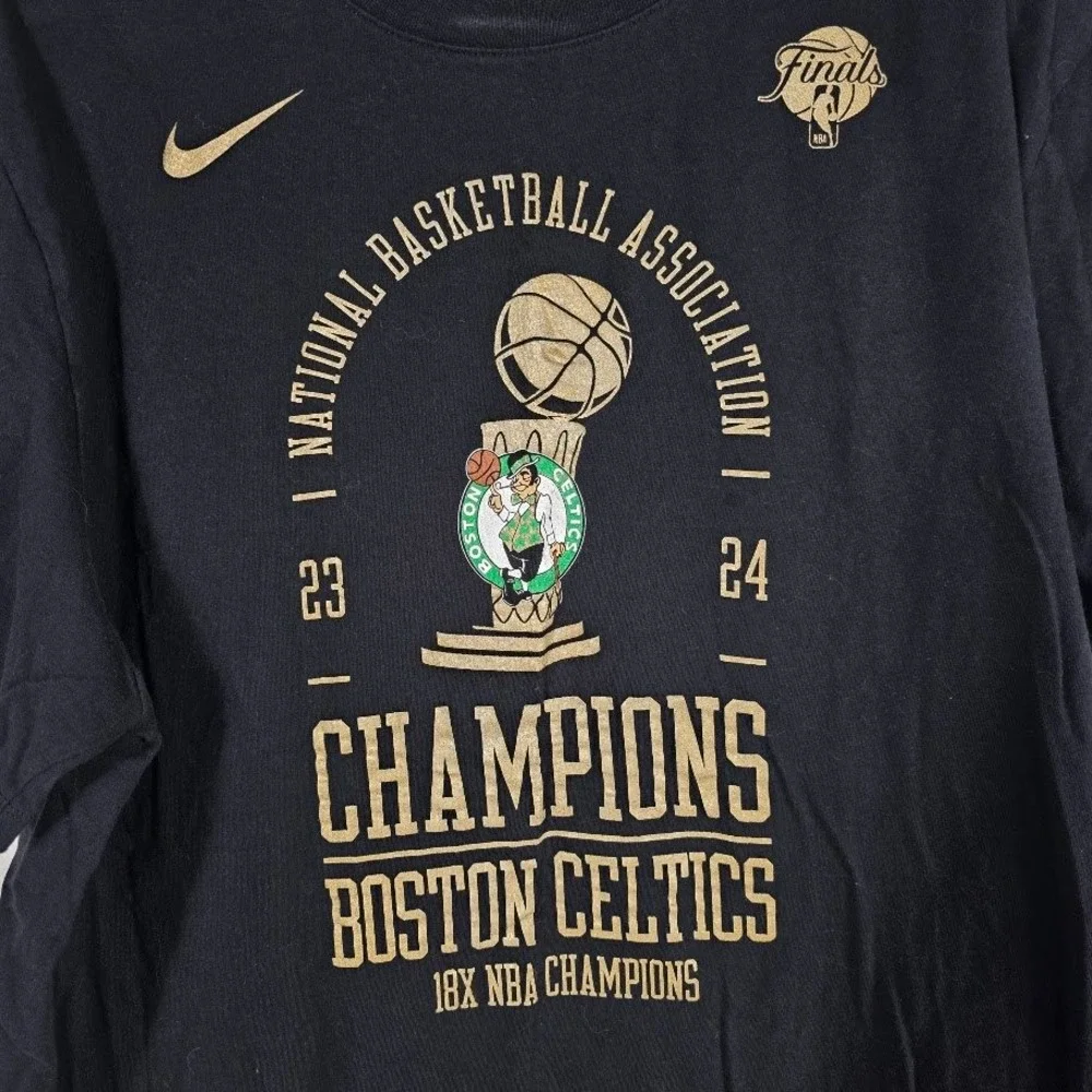 Nike‎ Boston Celtics T-Shirt Mens XL Black 2024 NBA Champions 18x G Graphic Tee